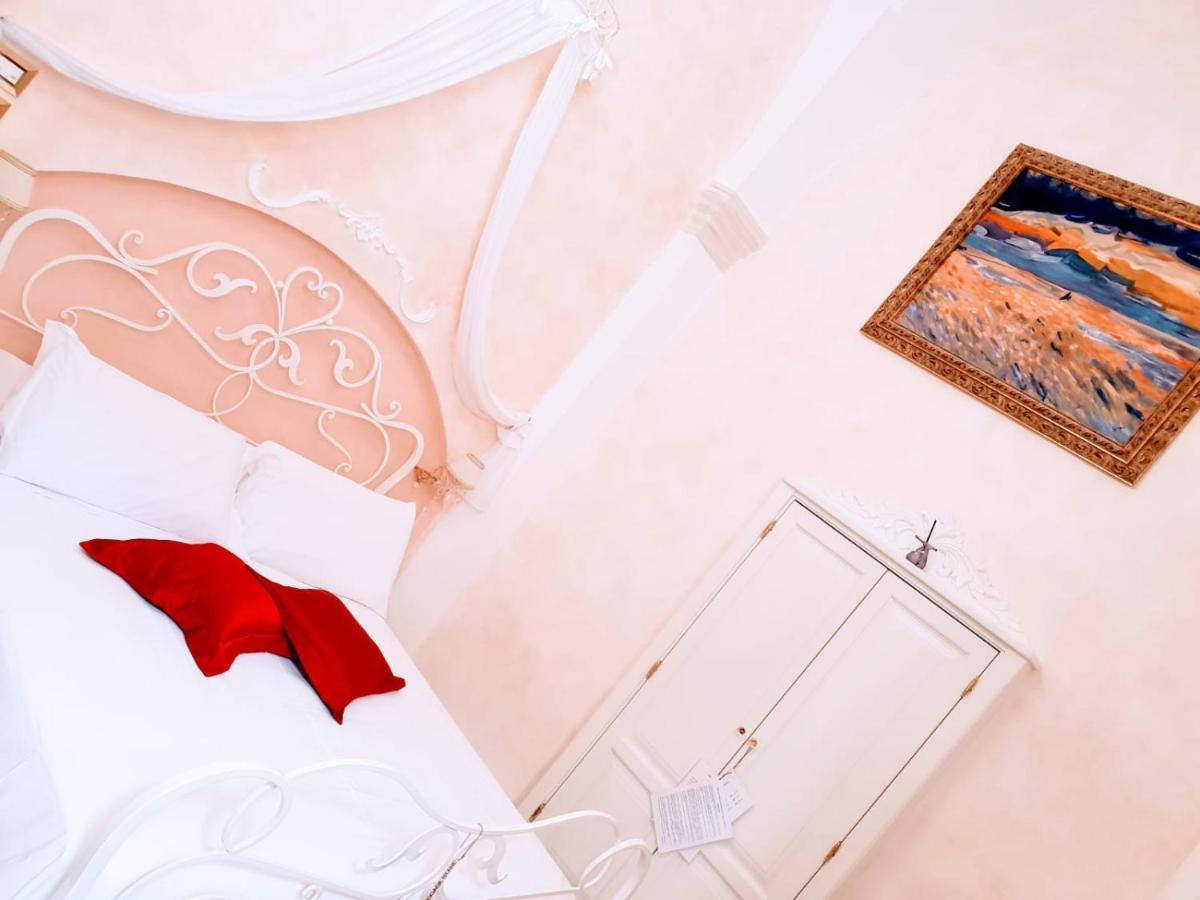 Palazzo Castiglione Bed & Breakfast Gallipoli Exterior photo